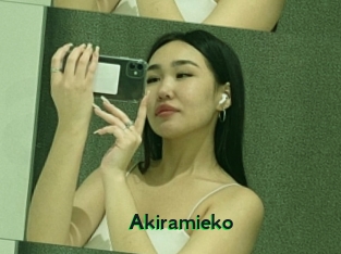 Akiramieko