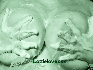Lottielovexxx