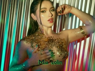Mia_colin