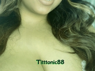Titttonic88